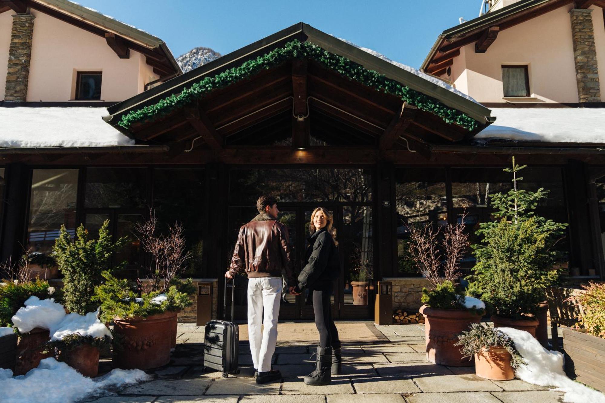Hotel Qc Termemontebianco 4*